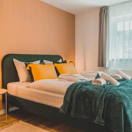 Tatika Apartament Segedyn