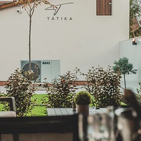 Tatika Apartament *